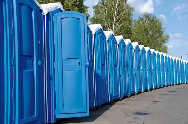 Best Restroom trailer rental cost  in Independence, KS
